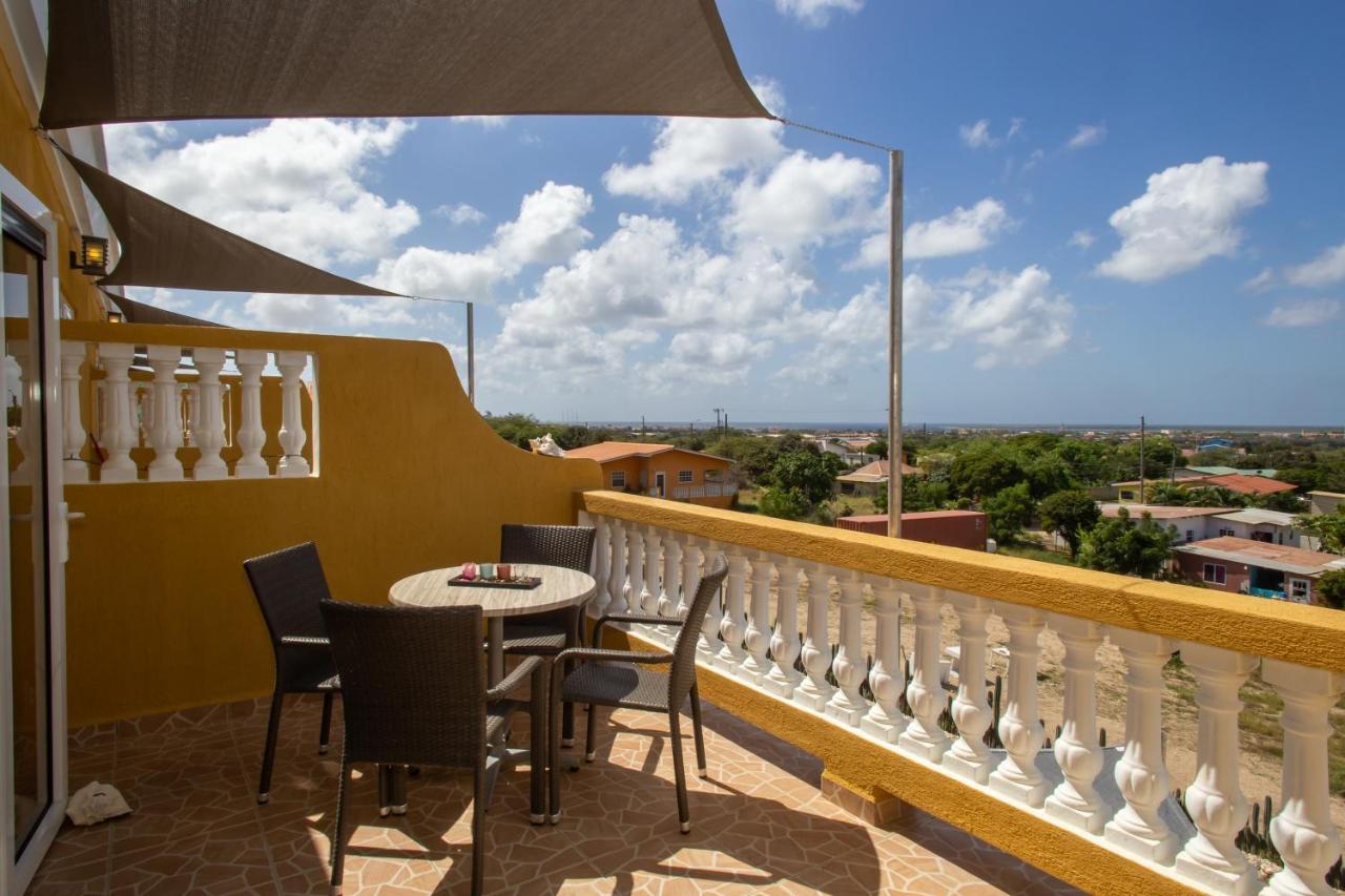 Hillside Resort Bonaire Kralendijk  Exterior photo