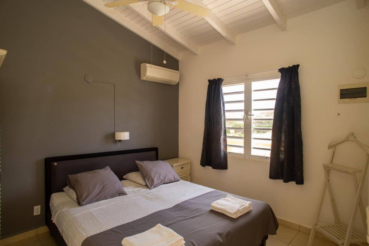 Hillside Resort Bonaire Kralendijk  Exterior photo